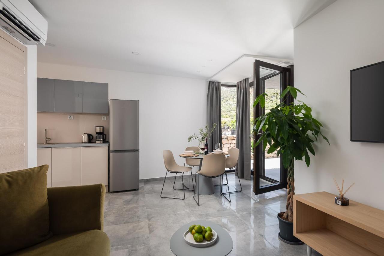 Residence The One - New Komiza Ngoại thất bức ảnh