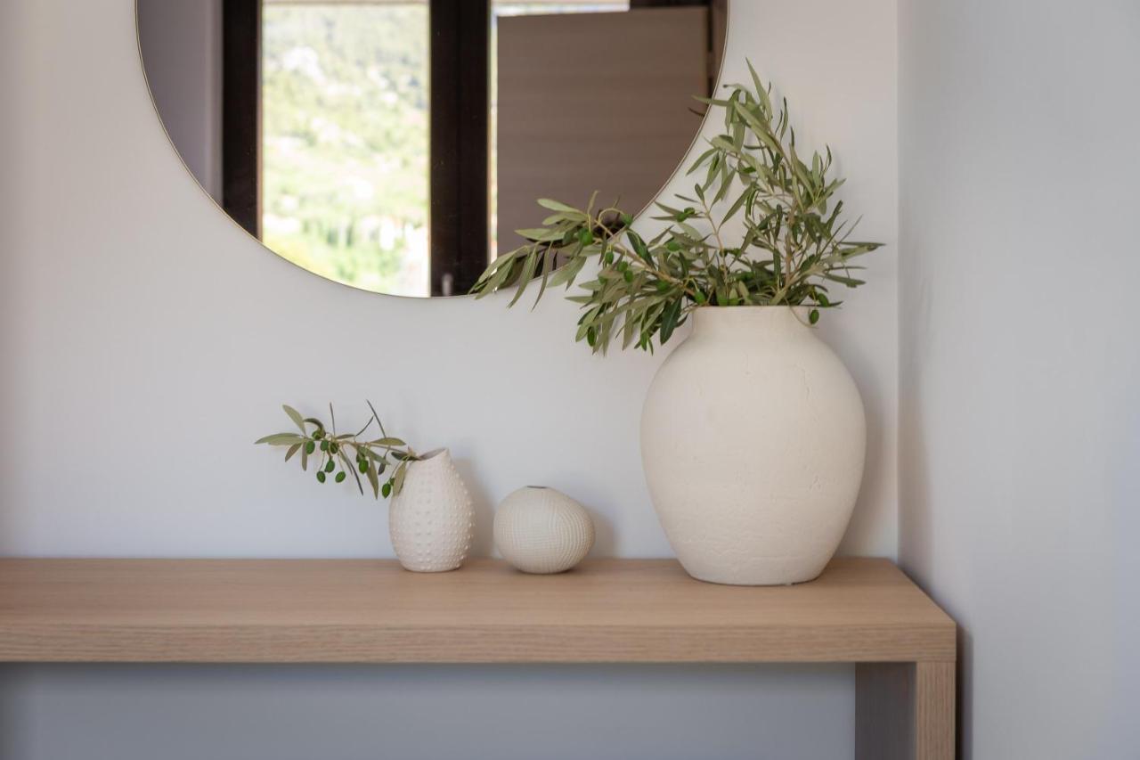 Residence The One - New Komiza Ngoại thất bức ảnh