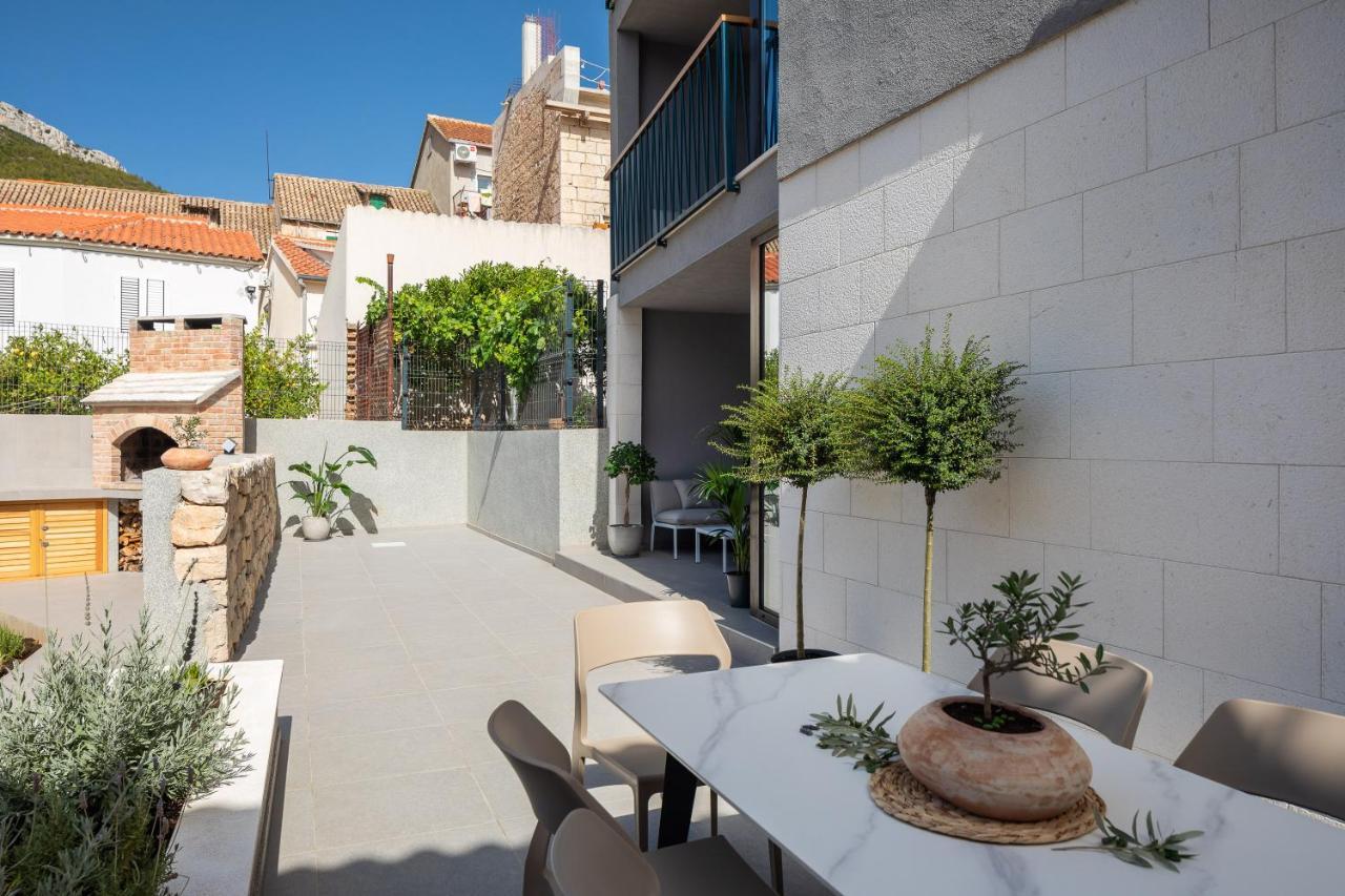 Residence The One - New Komiza Ngoại thất bức ảnh